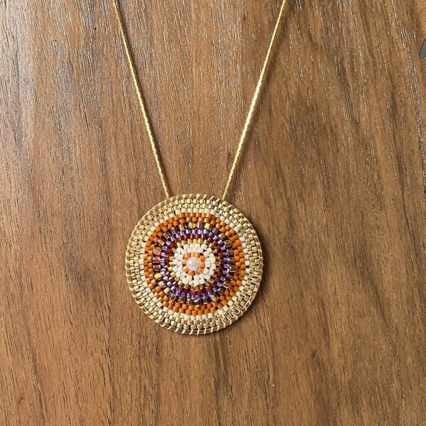 Collier Rosace Ecru nacré et Ocre – Image 3