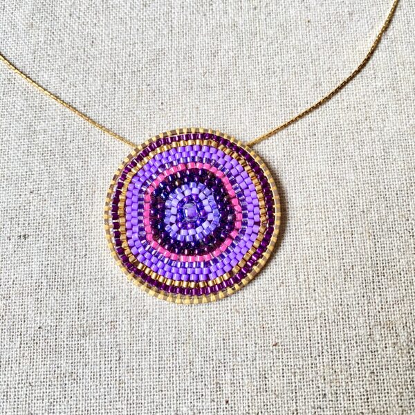 Collier Rosace Mauve Colombine – Image 3