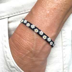 Bracelet "Semi de Pâquerette" ruban noir