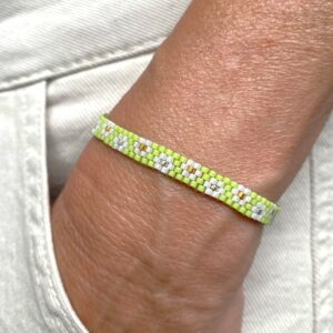 Bracelet "Semi de Pâquerette" ruban Vert Anis